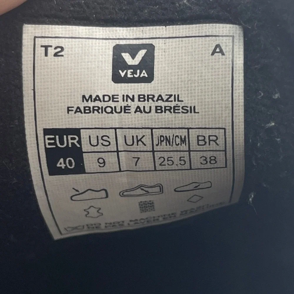 Veja Women 9 Black Leather Campo Sneakers Cream Logo Low Top